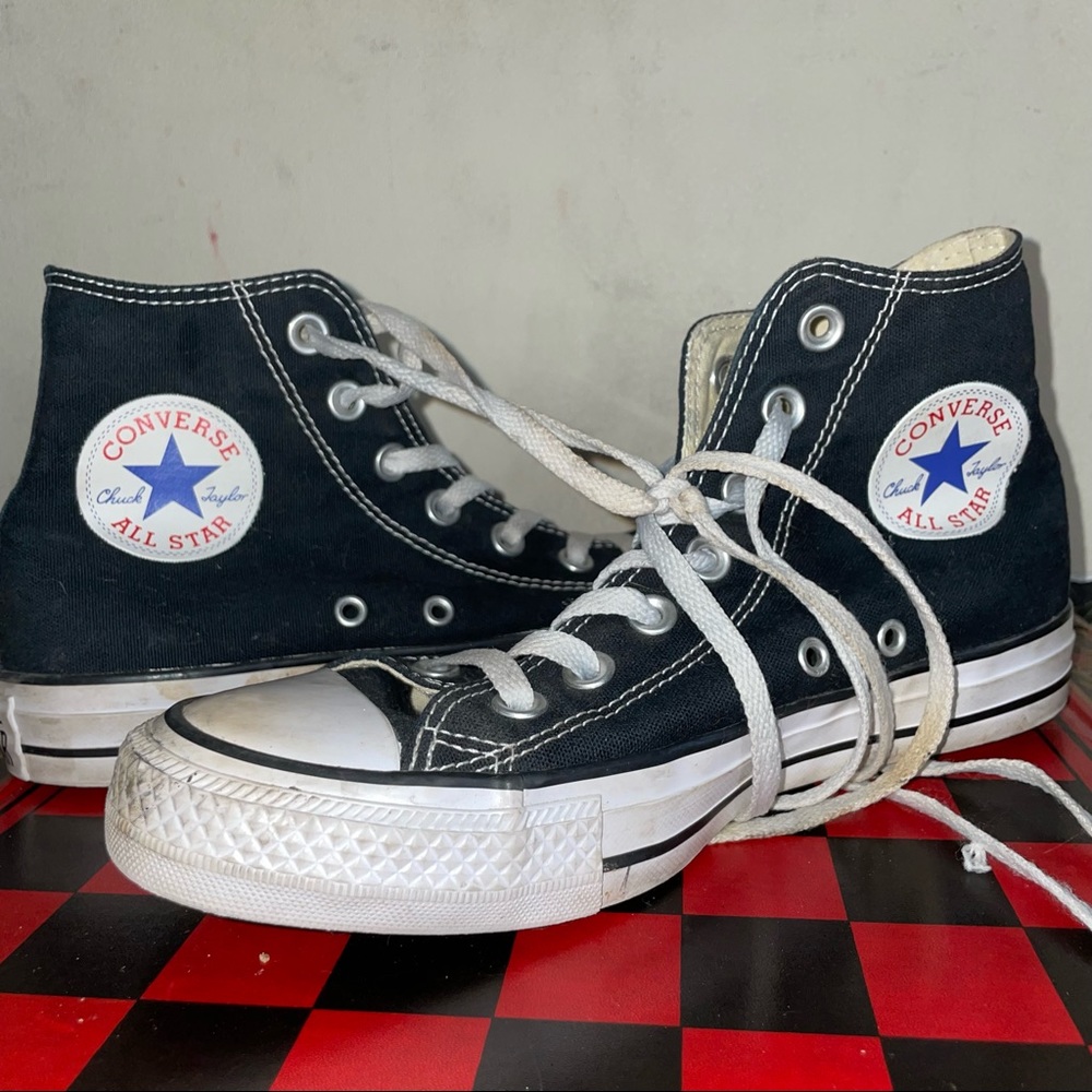 Slightly burned black chuck Taylor’s high top converse 🖤🦟🐇